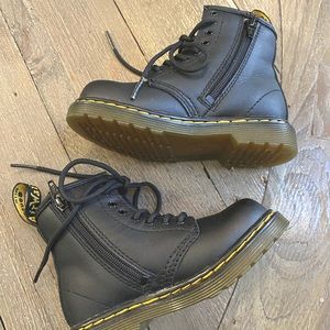 8C/8 Toddler Dr Martens Boots - like new